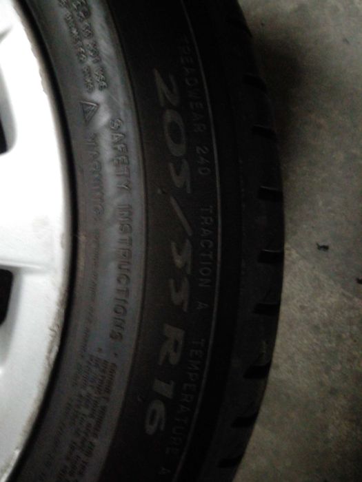 Jantes 16 BMW Serie 3 com pneus