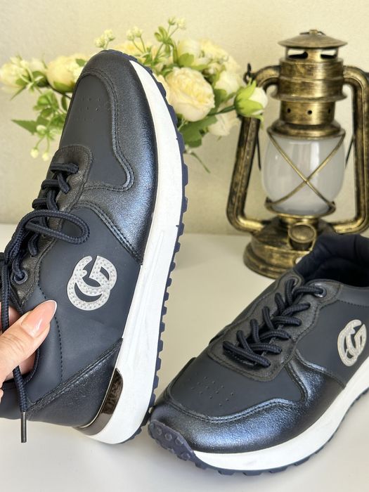 Кросівки жіночі Claudia Ghizzani 37 розмір