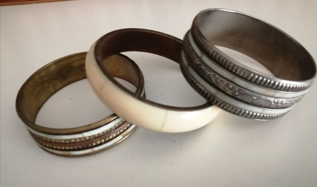 Conjuntos de  bijuteria Colares /pulseiras