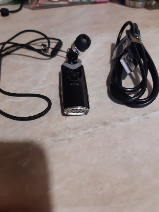 Bluetooth- гарнітура  Sennheiser FLX 70 , Jabra Talk