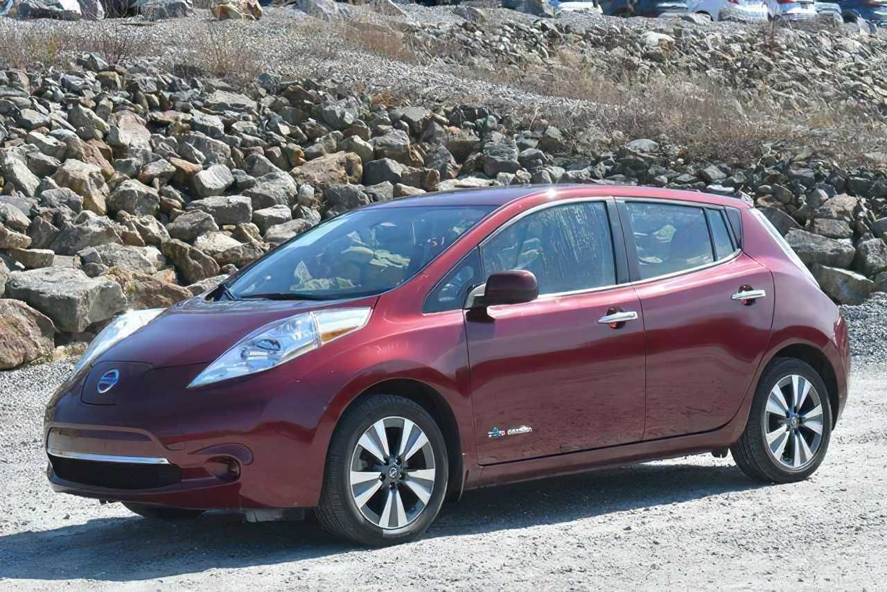 2016 Nissan LEAF