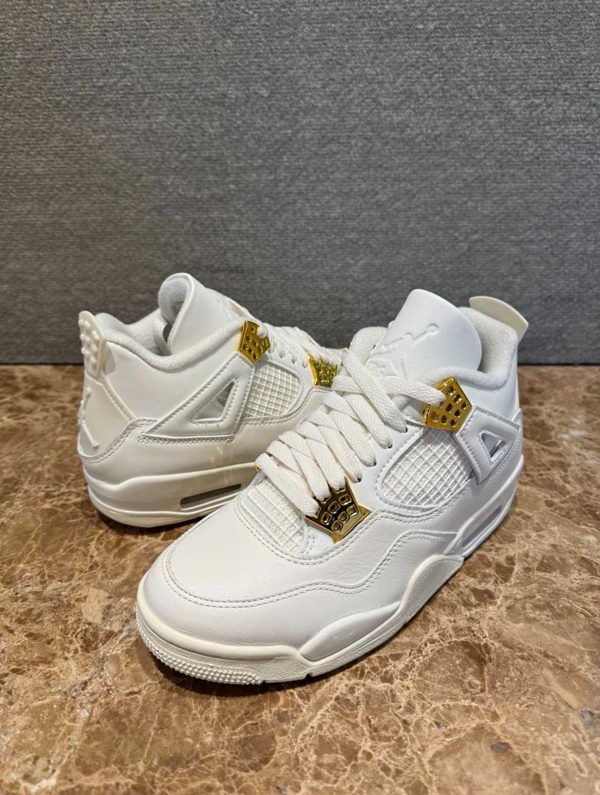 buty Espadryle JordanAirJordan4RetroMetallicGold Espadryle R.44