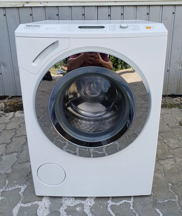 Преміальна пральна машина Міле Miele W4144