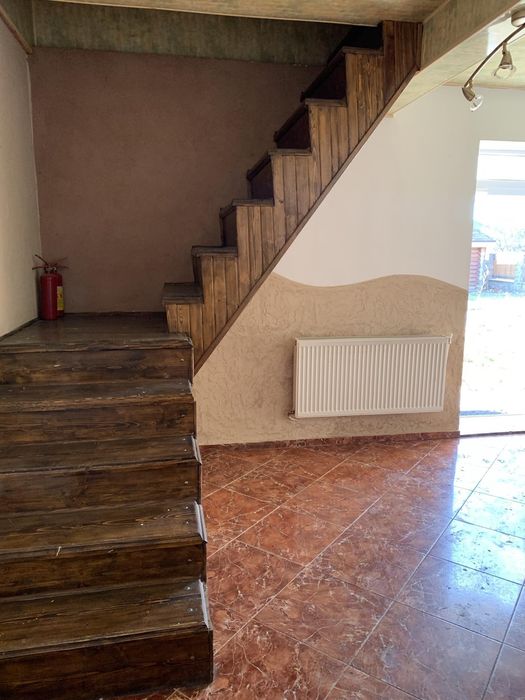 Продаж приміщення в пригороді Ужгороді