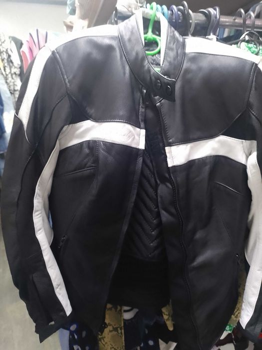 Мото Куртка шкіряна жіноча р.С-М з захистом