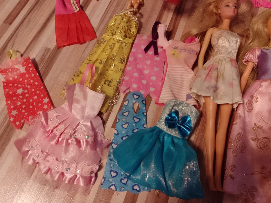 Używane lalki i akcesoria