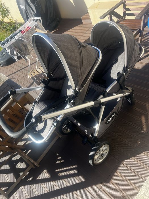 Carrinho gémeos + 2 ovos