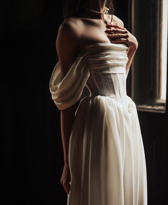 Весільна сукня MILKY FLOWER