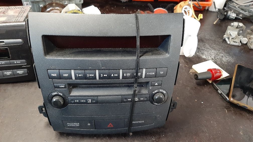 Citroen c-crosser radio