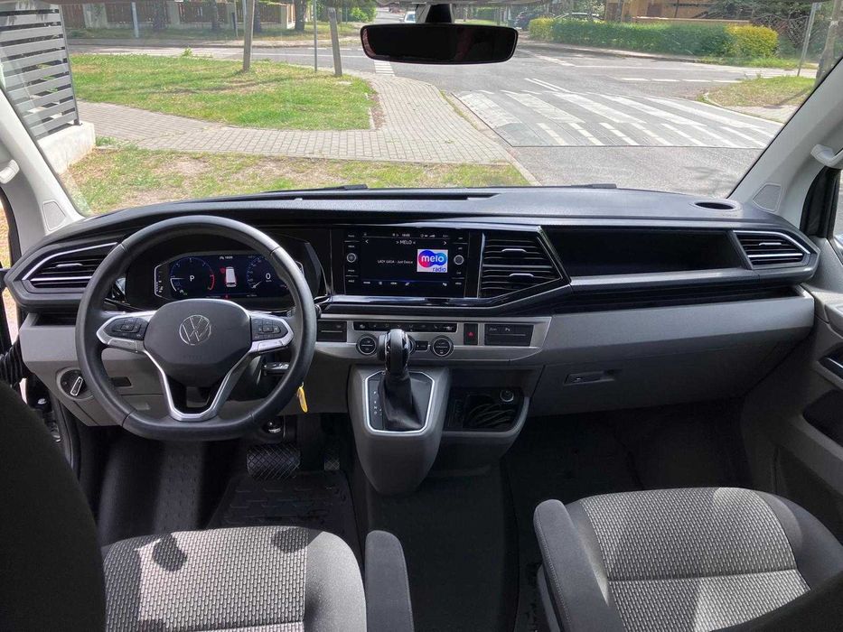 Wynajem VW CARAVELLE LONG T7,9/8 os. automat/najdłuższy bus 5,5 metra!