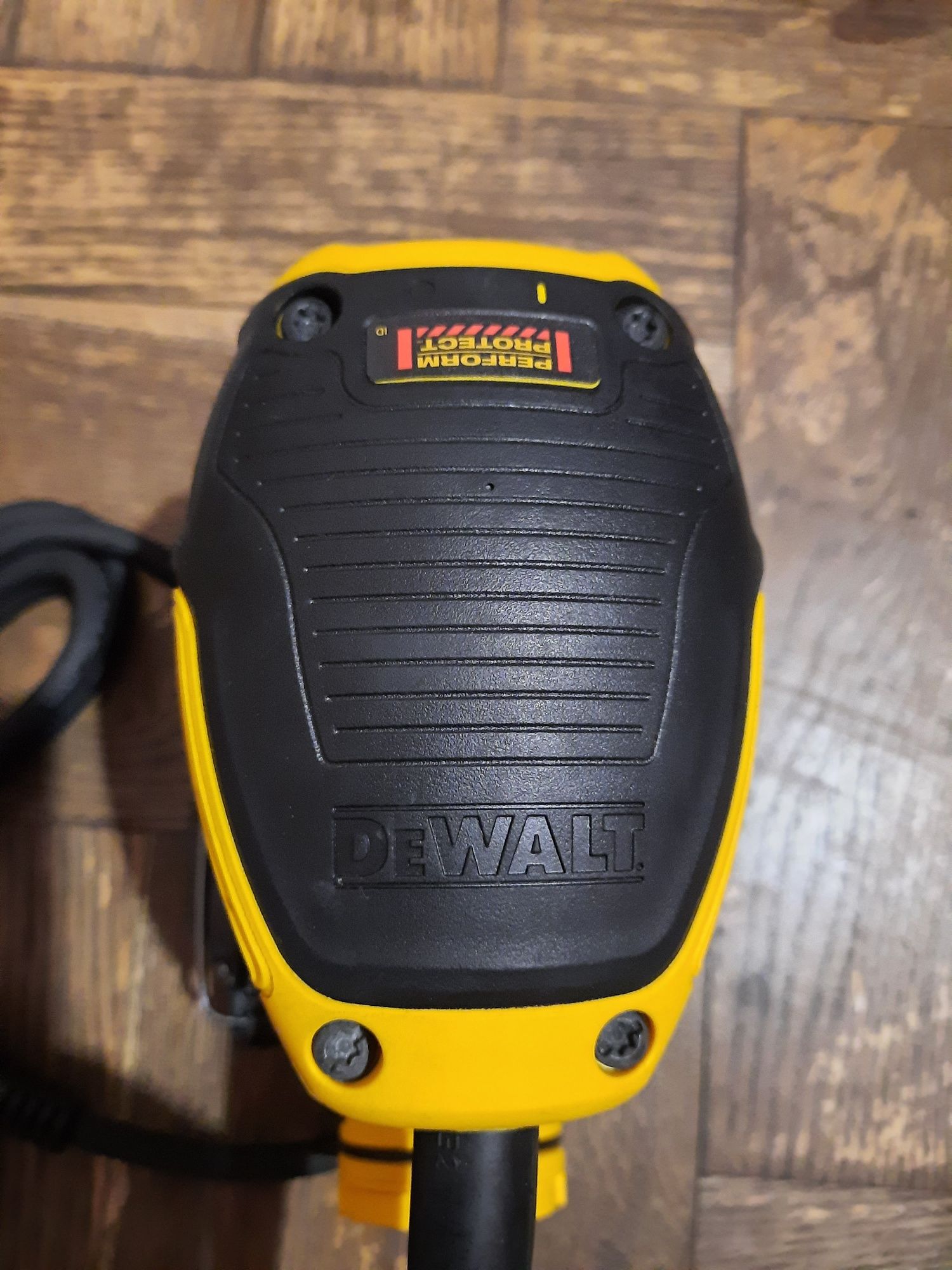 Нова на 110v!!Вібро шліфмашина DeWalt DWE6411+сумка/для Америки