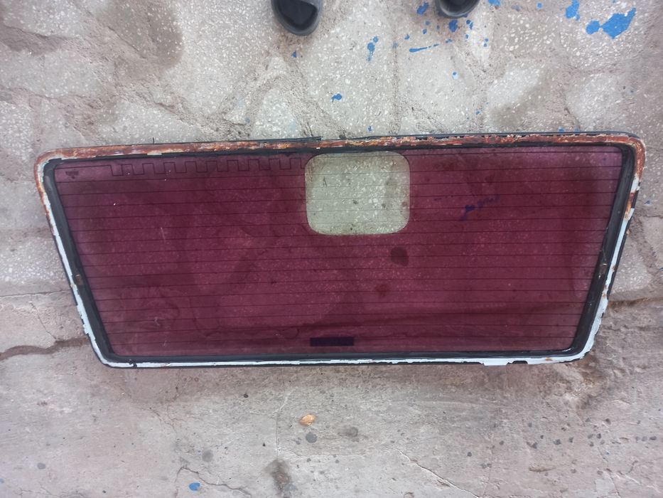 Vw t4 szyba tylnia podgrzewana z tylnej klapy