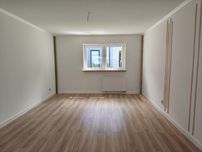 1/3 domu. Własne podwórko. Parter. Piwnica 32m2