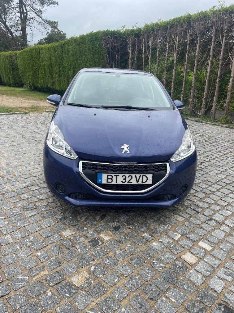 Peugeot 208 1.2 2014