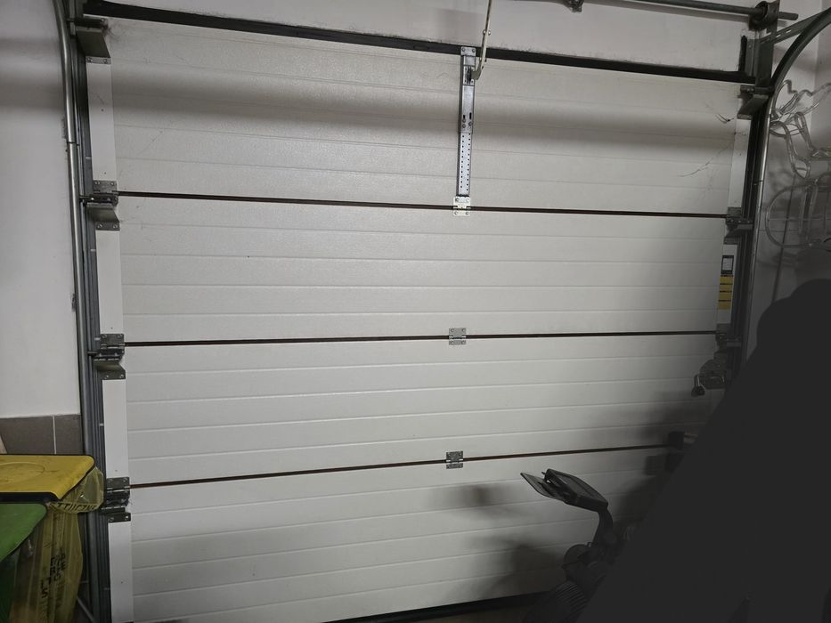 Brama garażowa segmentowa kompletna z napędem TRANSPORT