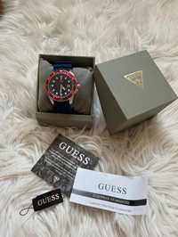 Guess Crew Srebrny Czerwony Granatowy Pasek 44mm