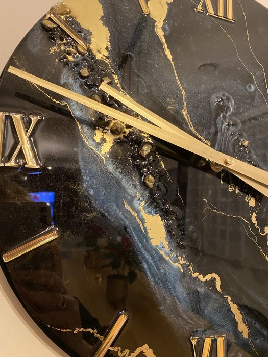 Zestaw stolik i zegar