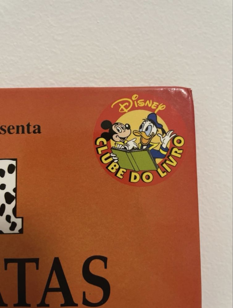 Livro “Os 101 Dalmatas”