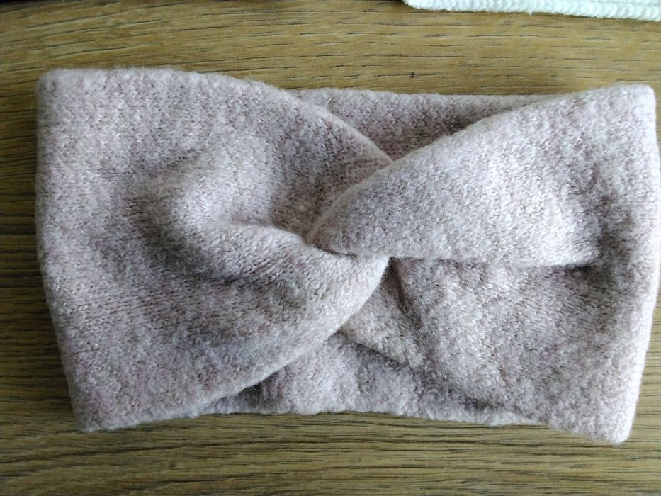 Opaski zimowe na głowę