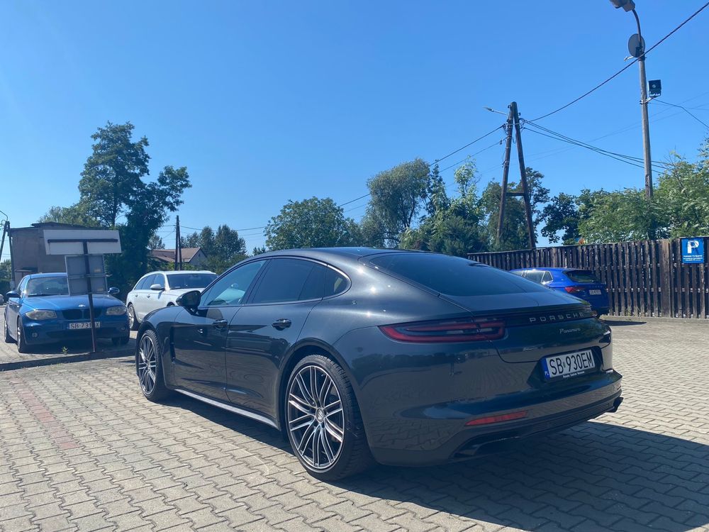 Porsche Panamera