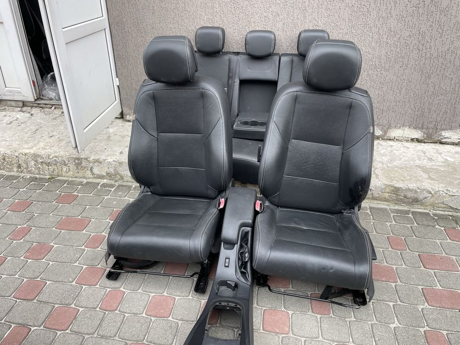 Салон renault megane 3 bose сиденья рено меган 3 сценік дверні карти