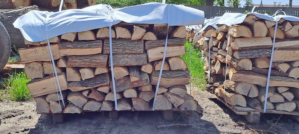 Drewno opałowe transport