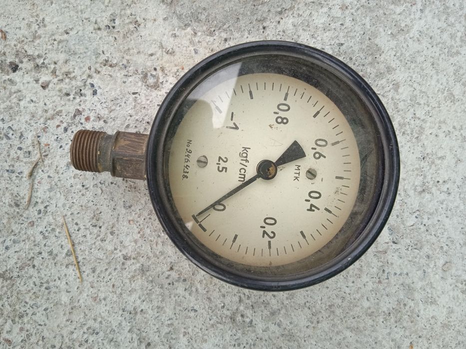 Измеритель , манометр МТП- 1