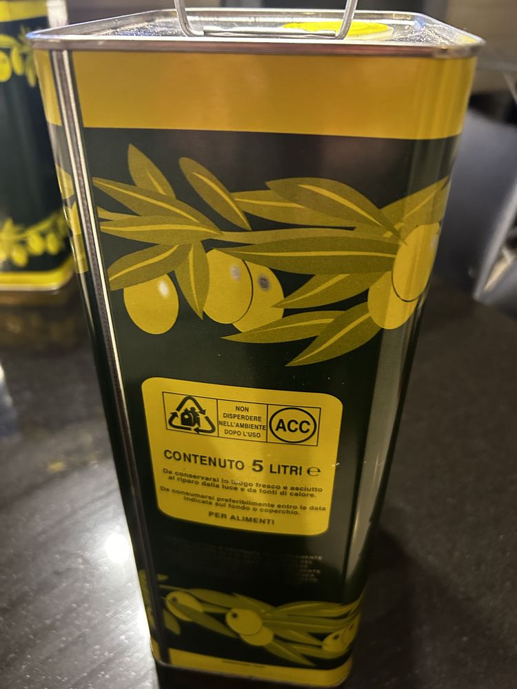 Sycylijska Oliwa z oliwek na zimno tloczona swieza
