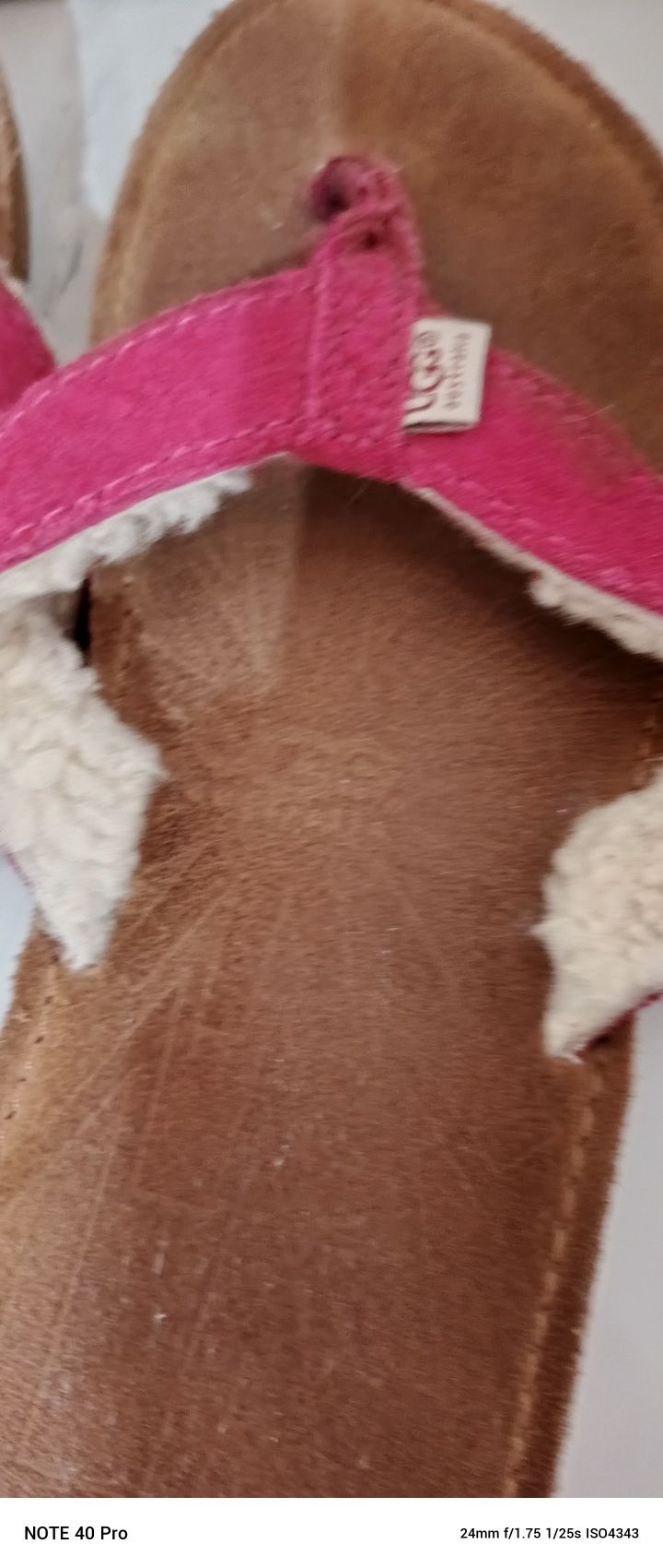 Klapki damskie UGG 38
