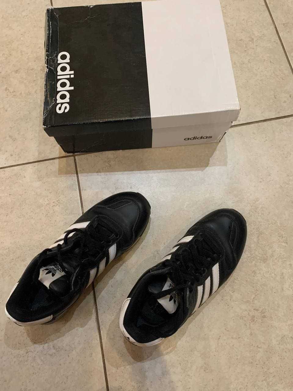 Кроссовки adidas zx