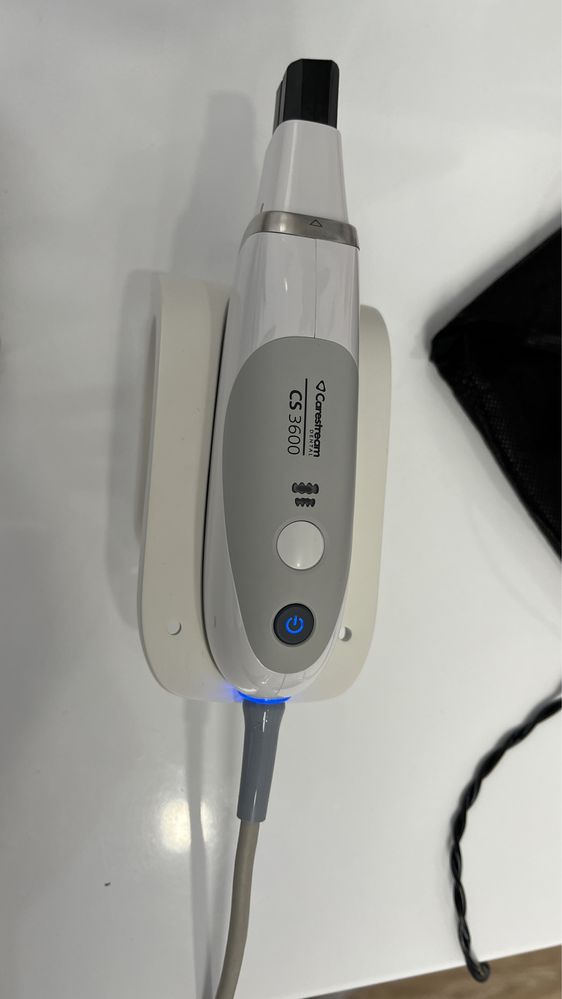 Scanner intraoral Carestream CS 3600