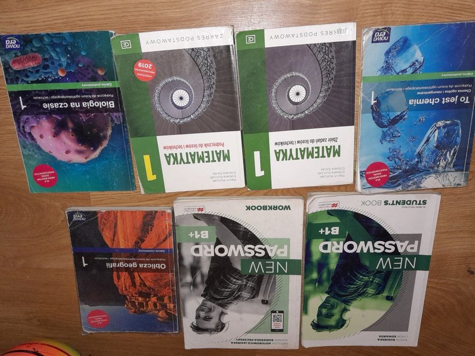 Podręcznik I zbiór zadań do matematyki 1 OE Pazdro