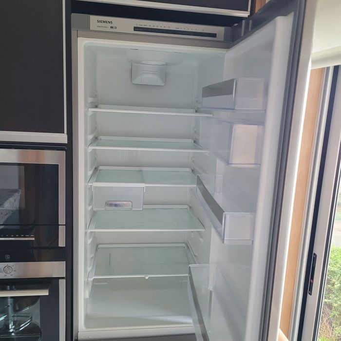 Combinado Siemens KG39SA70/04 a trabalhar, semi avariado