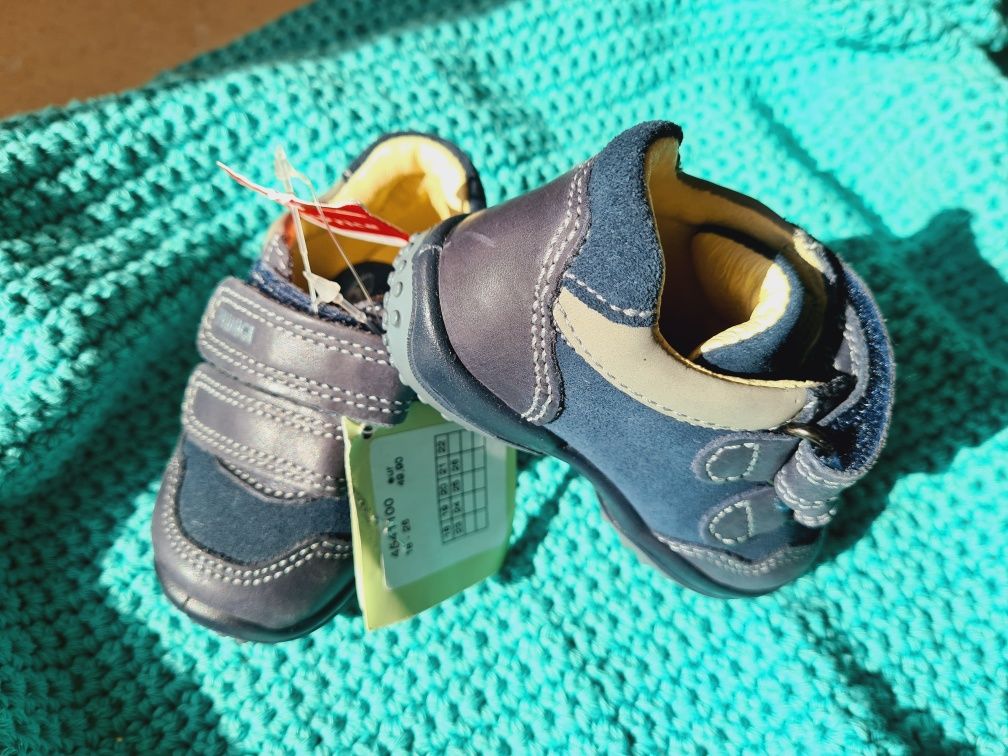 Buciki skórkowe Primigi rozm. 18. Nowe