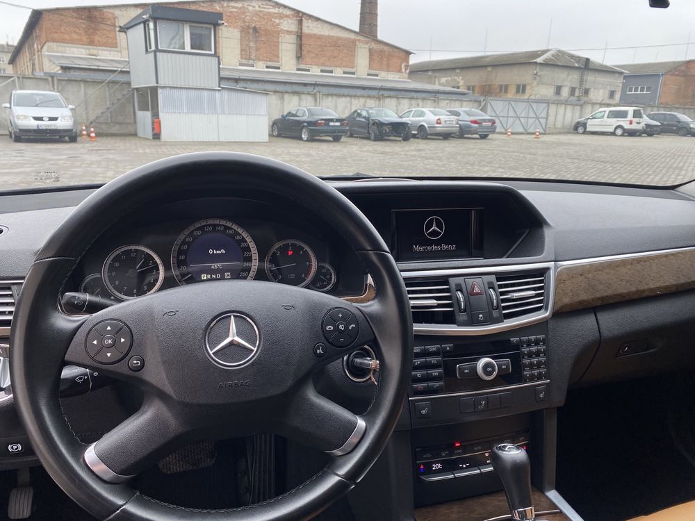 Mersedes benz w212 E-class E-200-250-220