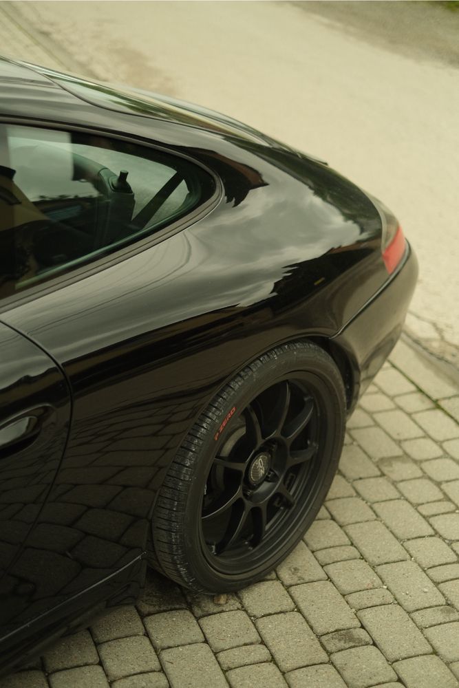 Rasowe Porsche 996 C2 1998r.