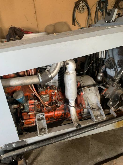 Трактор саморобниц 4×4