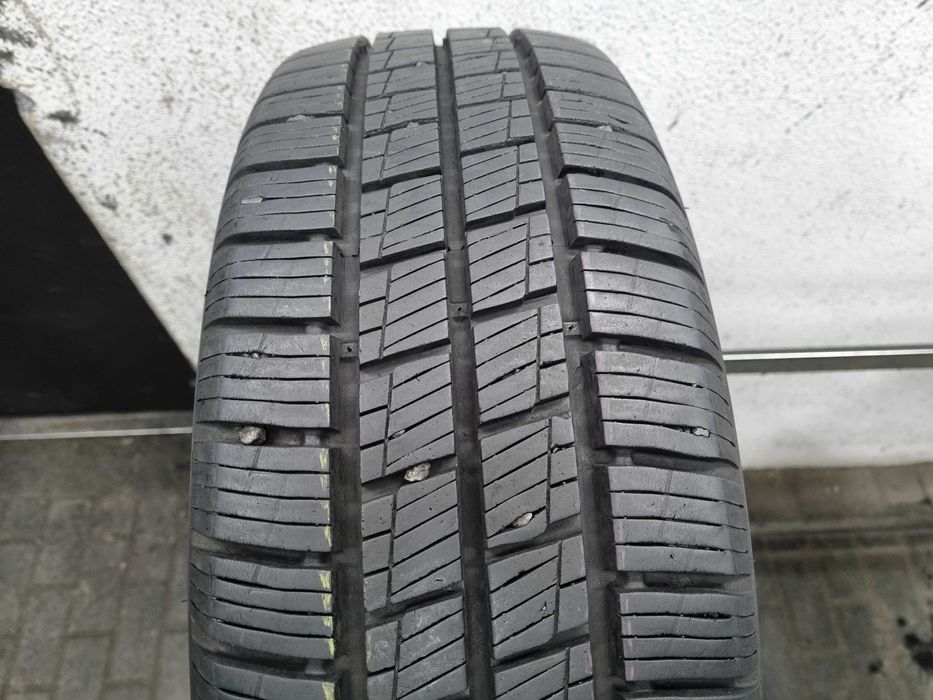 195/60/16C 99/97H Hankkok Vantra ST AS2 D.0820