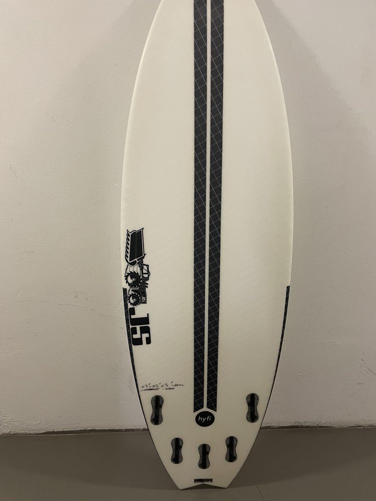 Prancha surf JS Blakbox 5’4 - Nova