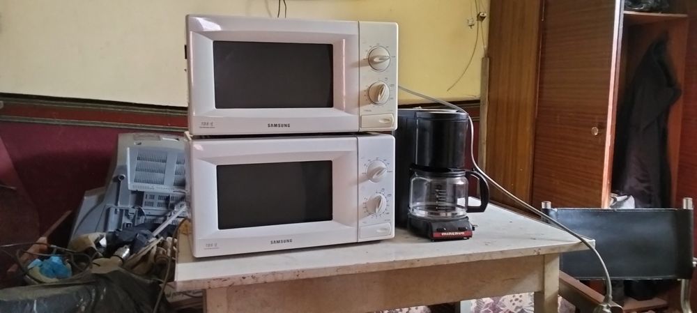 Продам мікроволнову піч, в гарному стані.