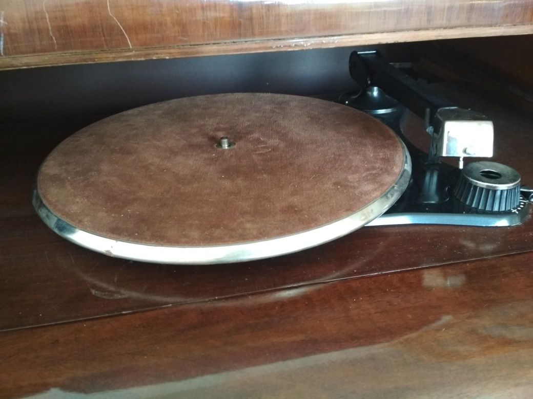Zabytkowy gramofon szafkowy Dual 260 U, antyk, patefon, szafka
