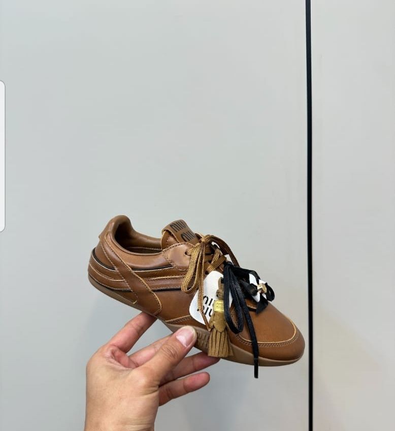 Najnowszy model  butów miu miu