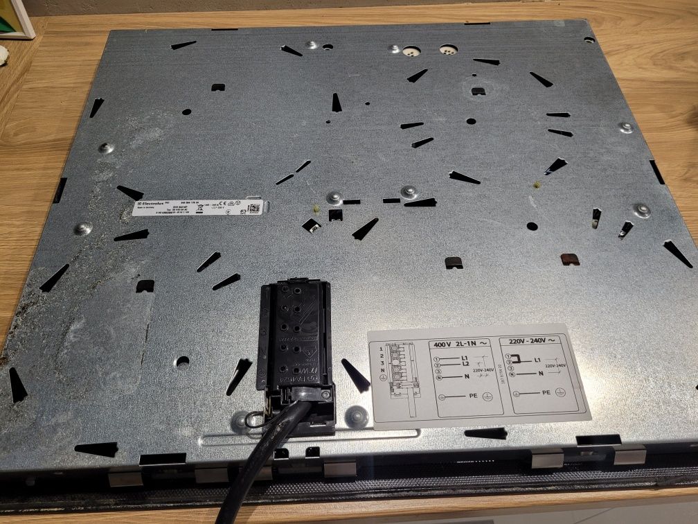 Płyta ceramiczna Electrolux EHS60210P