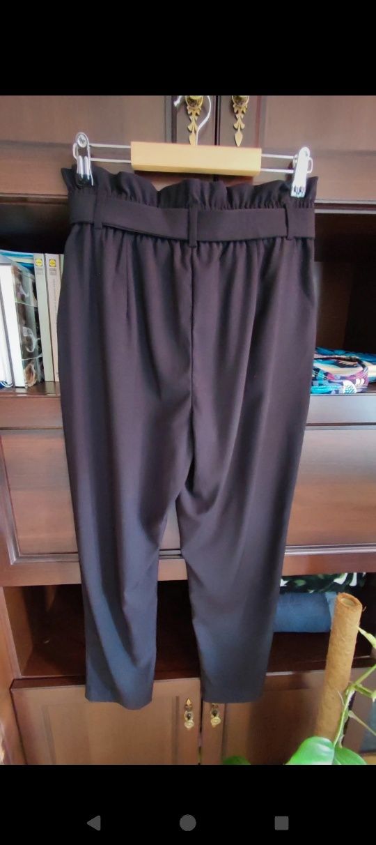 Reserved spodnie chinosy lekkie zwiewne 38 eleg