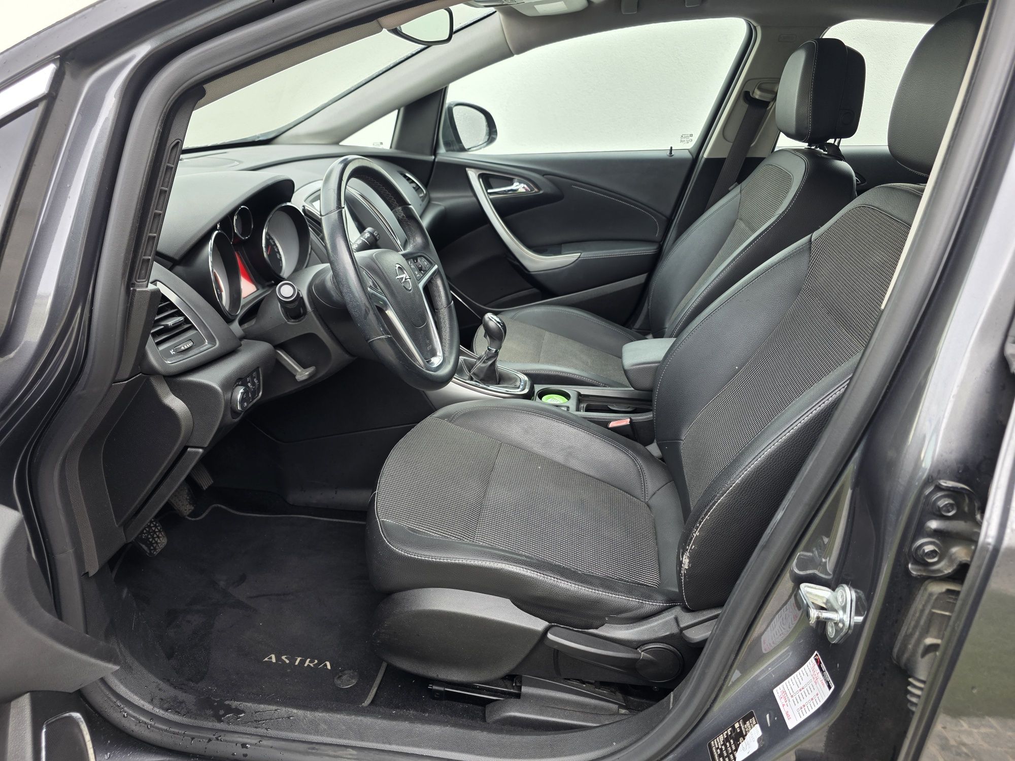 Opel astra J 1.7