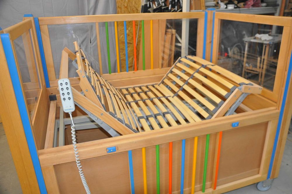 4 Dziecięce łóżko elektryczne rehabilitacyjne specjalne Savi 100x160