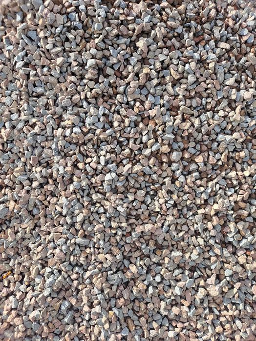 Grys porfirowy czerwony kruszywo porfir Kraków i okolice mała wywrotka