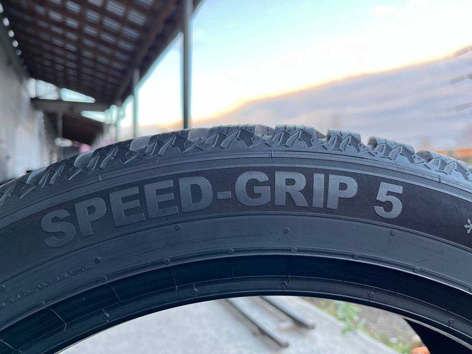 245/45 R19 SEMPERIT SPEED-GRIP 5 СТАН НОВИХ шини зимові (2023рік)