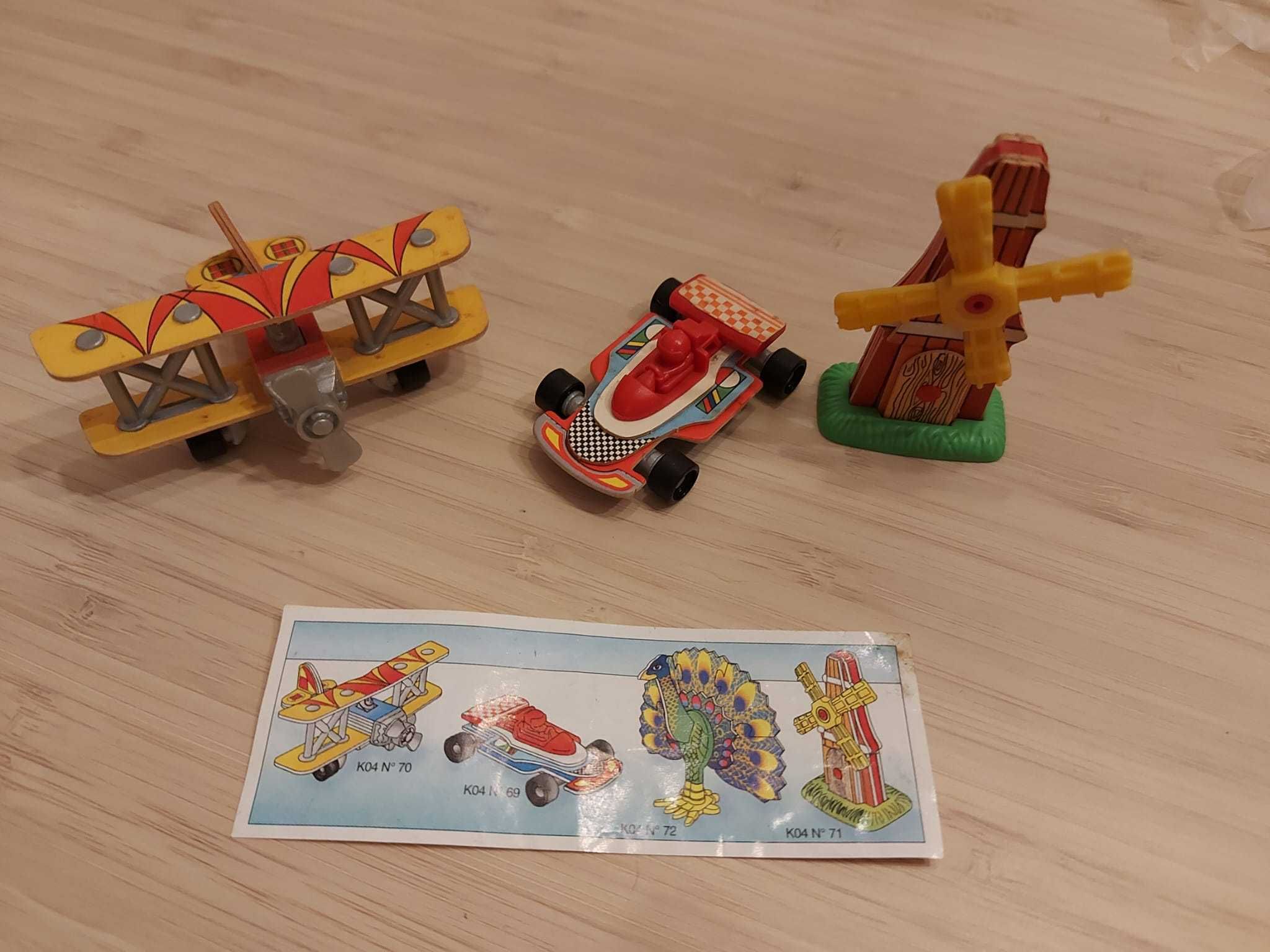 Lote #5 - Oito Coleções Kinder