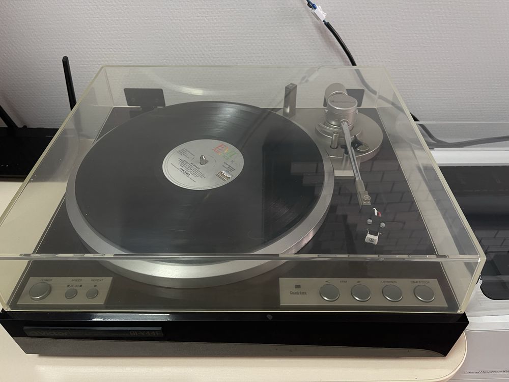 Вініловий програвач Victor QL-Y44 Direct Drive,